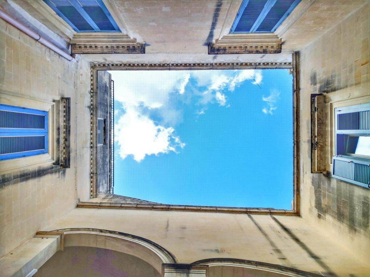 Palazzo Forleo Luxury Apartment - Treb Collection Лече Екстериор снимка